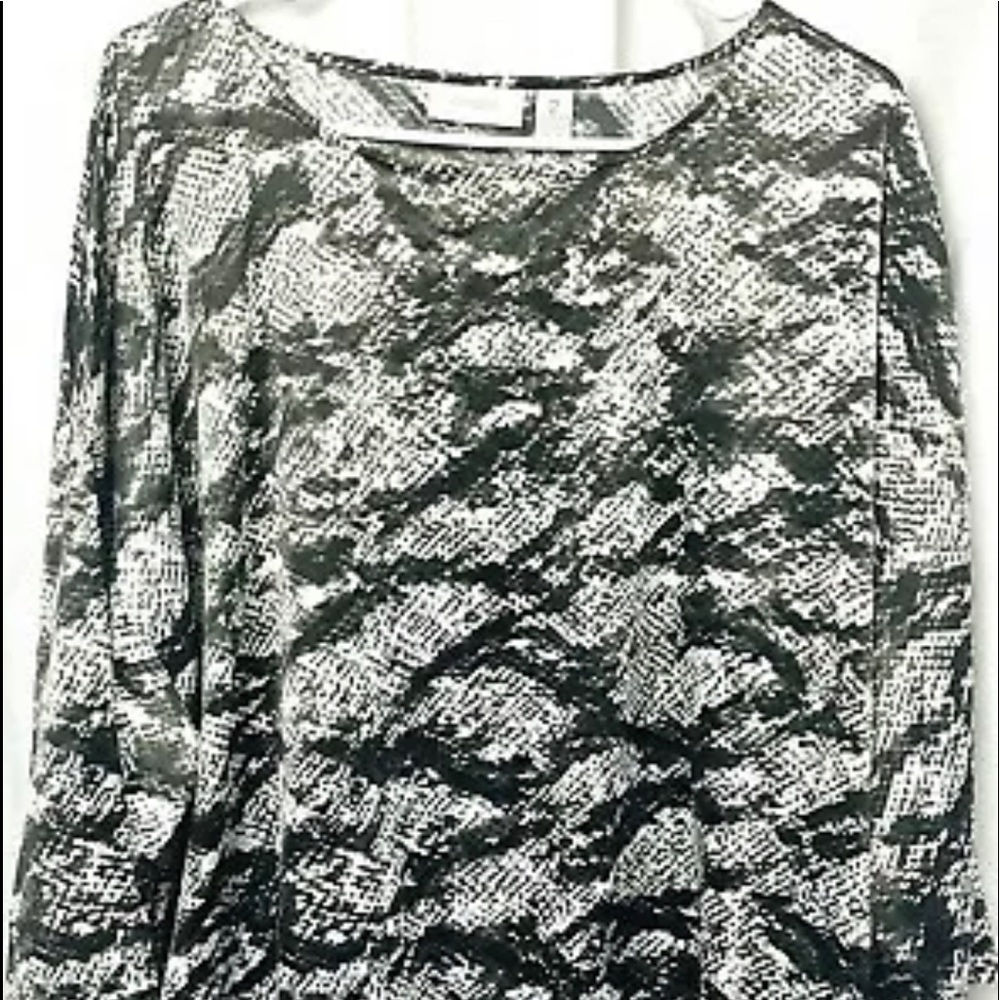 Chico's size 2 blouse black and gray short sleeve